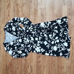 (M) Julie•Mitchell Urban Collection Floral V Neck Wrap Midi Dress ¾ Sleeves